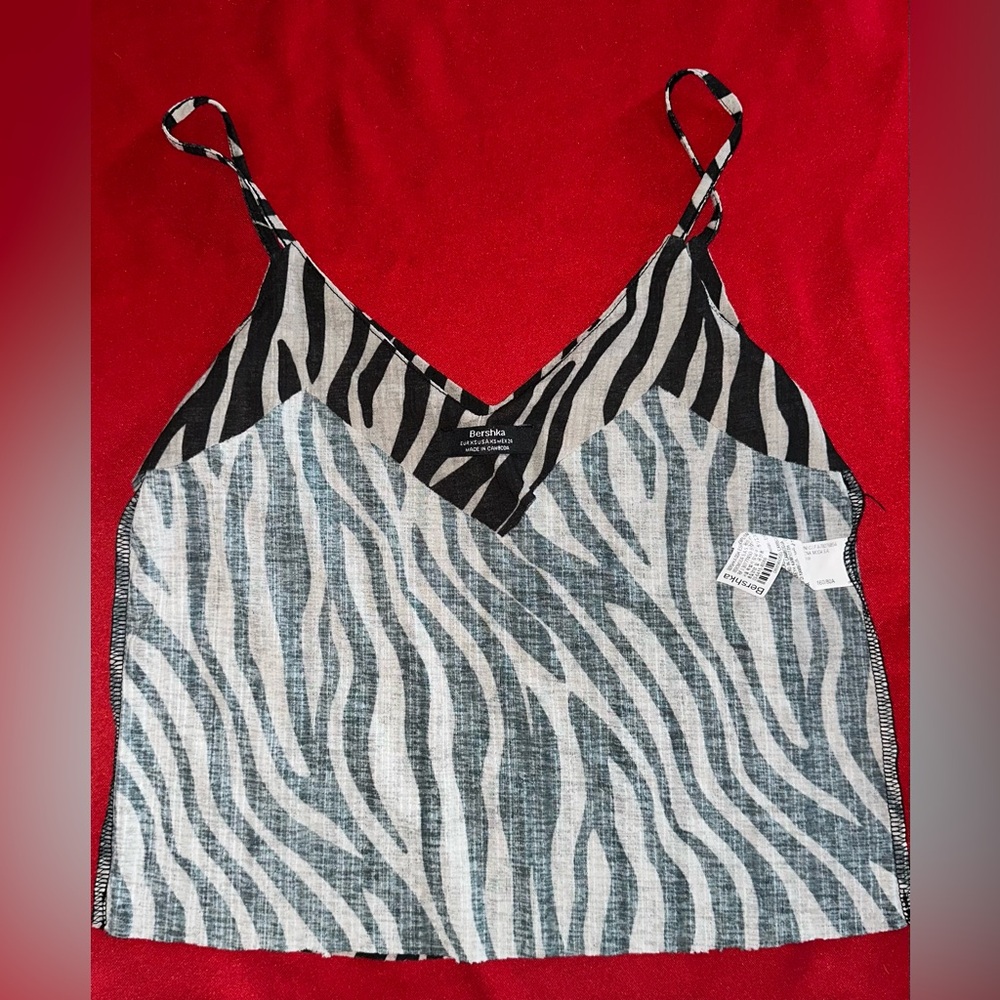 Zara Black and White Zebra Camisole - Picture 2 of 7